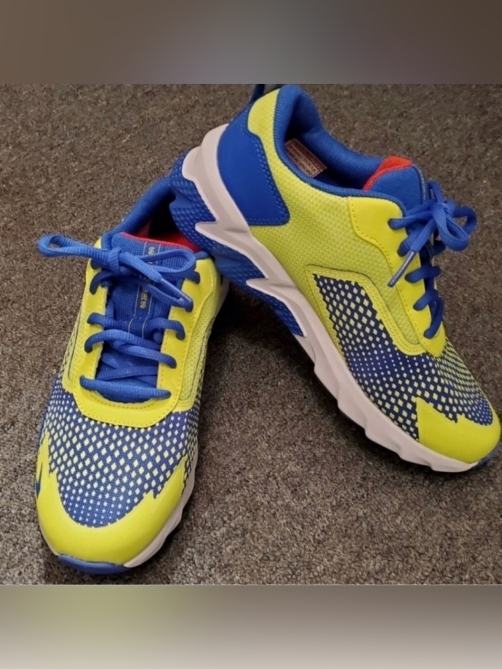 Skechers Elite Sport Tread Boys Yellow Blue Sz 4 NWOB 403961L